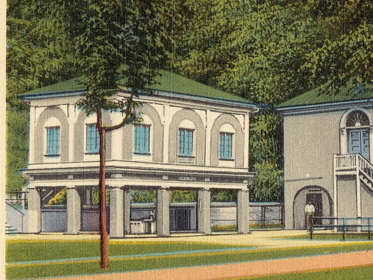 Berkeley Springs in c. 1935
