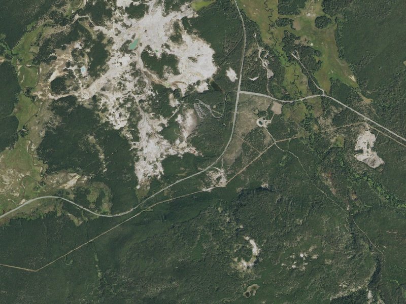 Aerial view of the ground around Echinus Geyser