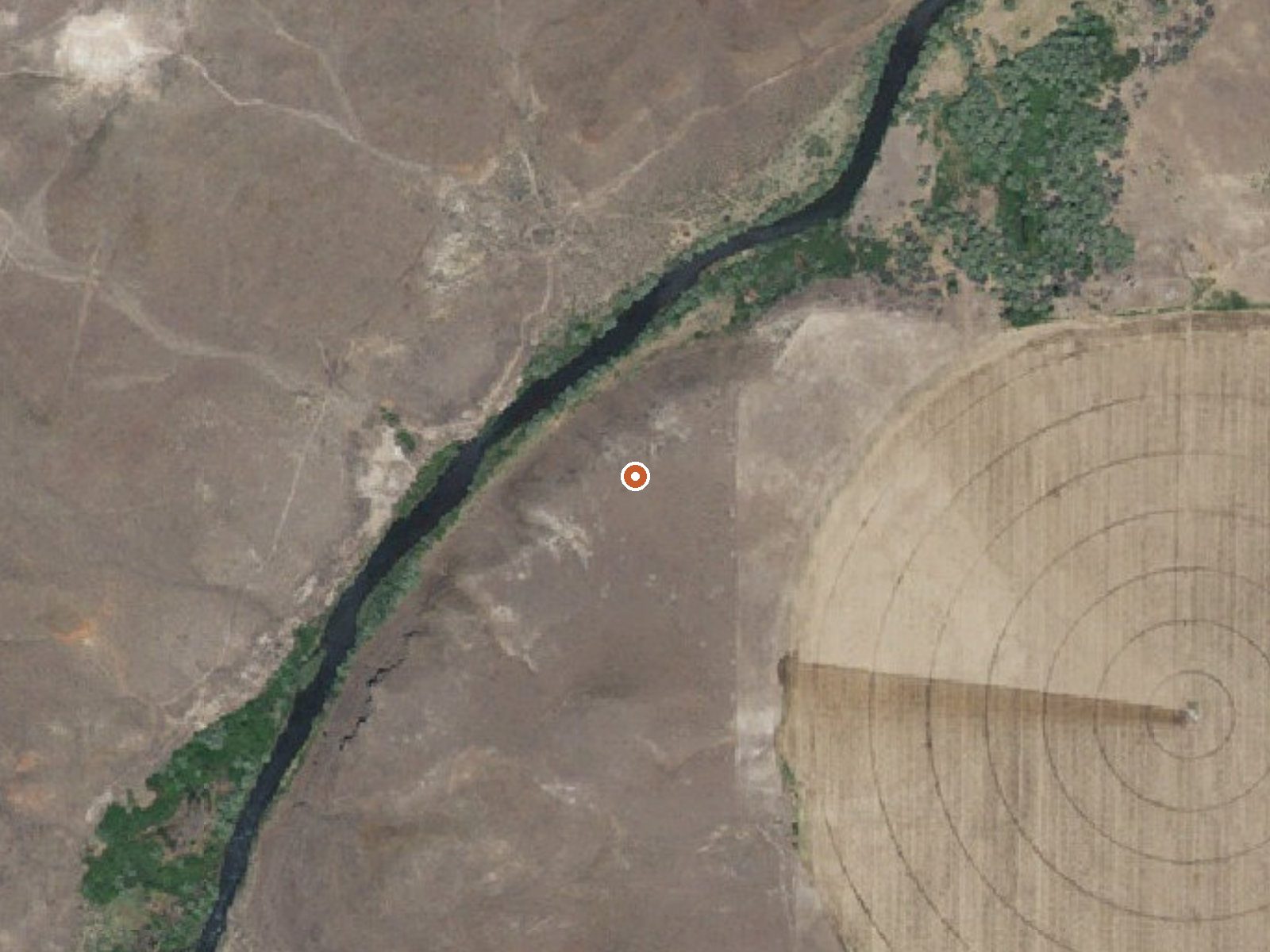 Aerial view of the ground around Lower Indian Bathtub Hot Springs