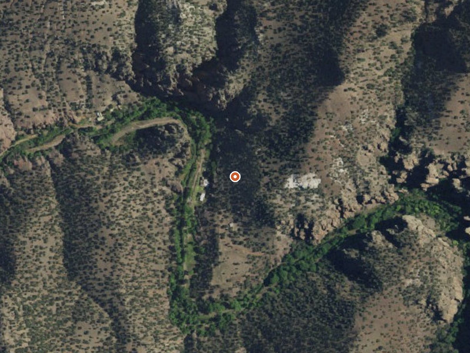 Aerial view of the ground around Lyons Hunting Lodge Hot Springs