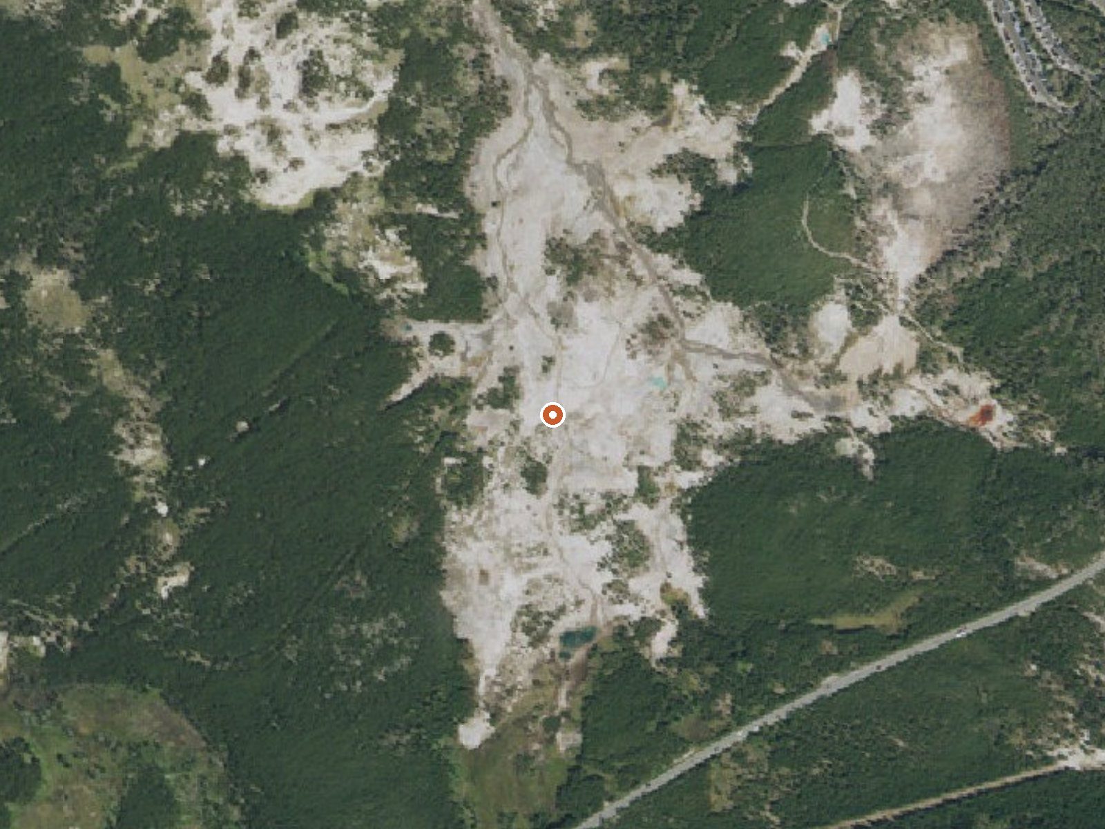 Aerial view of the ground around the spring