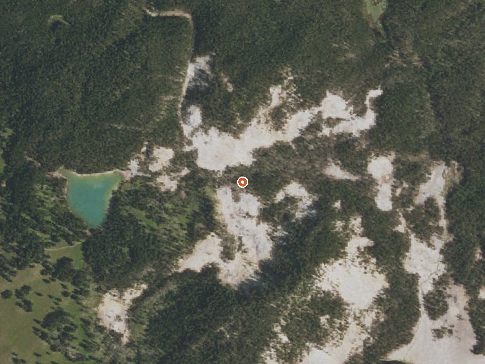 Aerial view of the ground around the spring