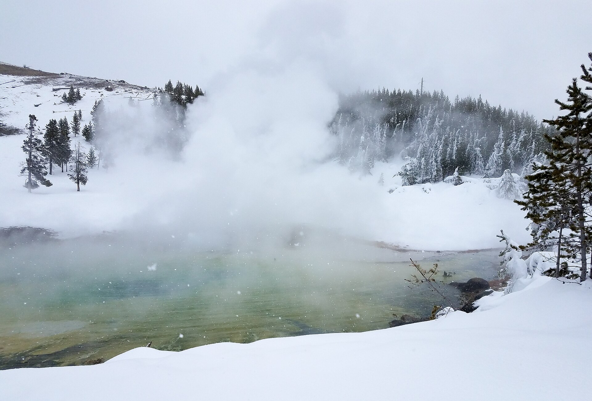 Imperial Geyser, Spray Geyser